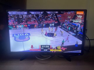 Televisor Engel pequeño negro