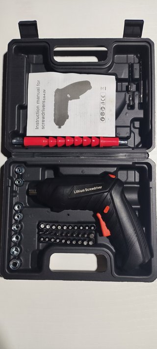 Mini taladro eléctrico con accesorios