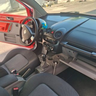 Volkswagen Beetle 2004