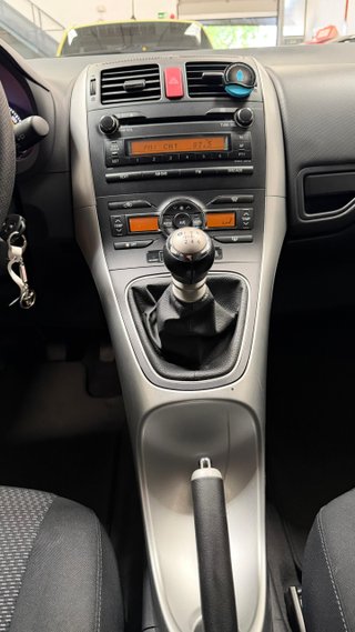 Toyota Auris 1.4 D-4D Active