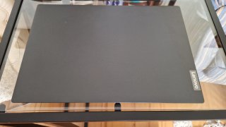 Portátil Lenovo V15-ADA Ryzen 3 3020E