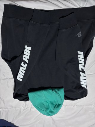 Sudadera Nike Air con capucha