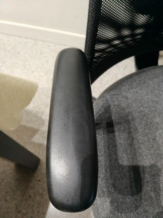 Silla de oficina ergonómica gris/ negro