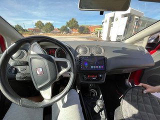 SEAT Ibiza 2009 1.9 Stylance Rojo