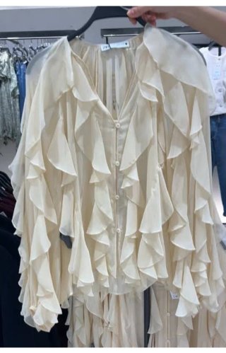Blusa boho volantes Zara