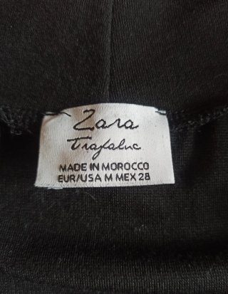 Miniabito spalle scoperte nero