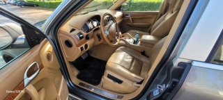 Porsche Cayenne 2010