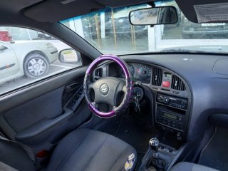 Hyundai Elantra 2003