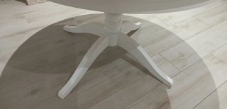Mesa redonda extensible blanca