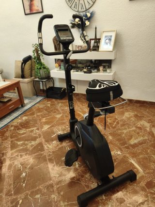 Bicicleta estática Crane en buen estado