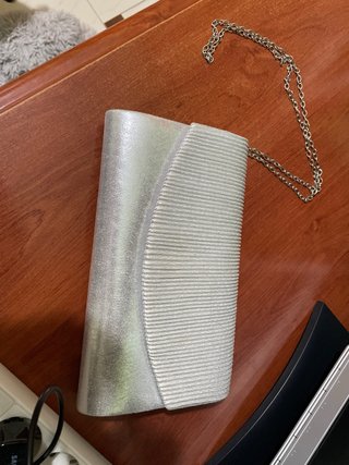 Bolso de mano plateado