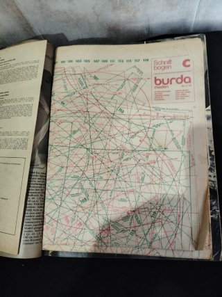 Revista de patrones Burda original.