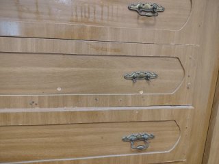 Mueble aparador salón madera y cristal