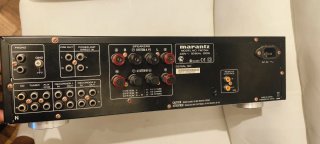 Marantz PM7004 Amplificador Integrado Negro