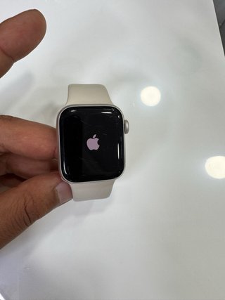 Apple Watch SE Beige/Plata batería 100%