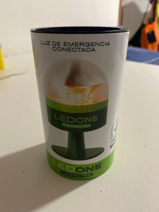 Luz de emergencia LEDONE conectada