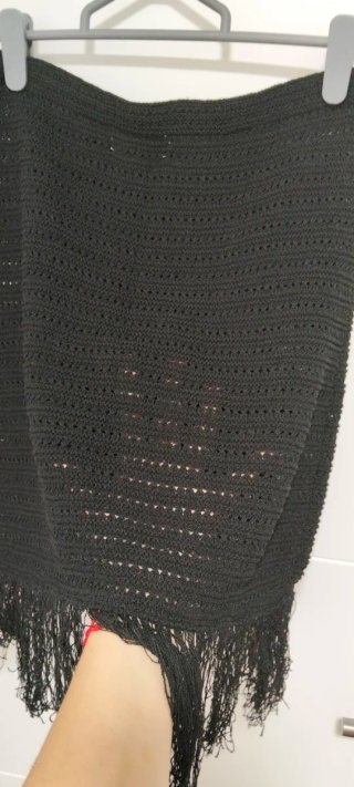 Falda de punto negra con flecos Talla M
