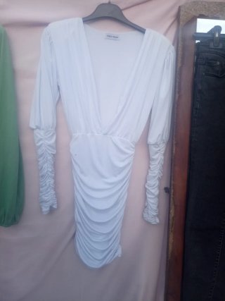 Lote 3 vestidos entallados chica Talla XS/S