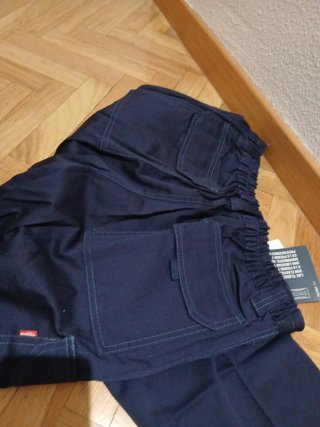 Pantalón de trabajo  talla 46 nuevo