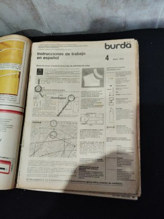 Revista de patrones Burda original.