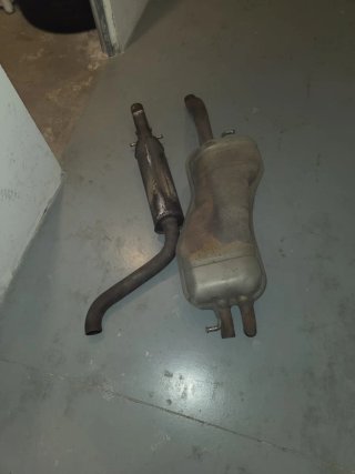 Tubo de escape e intermedio VW Golf 4 Gti