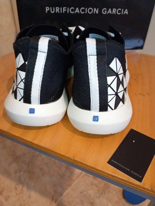 ACEPTO OFERTAS. Zapatillas Purificación García 43