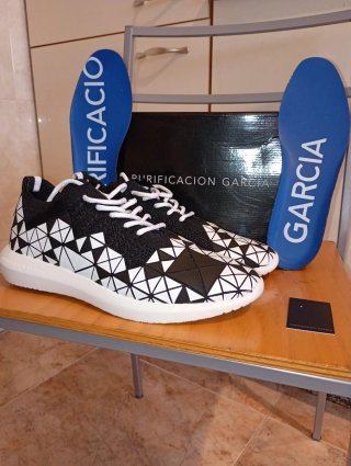 ACEPTO OFERTAS. Zapatillas Purificación García 43