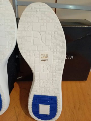 ACEPTO OFERTAS. Zapatillas Purificación García 43