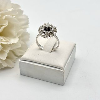 Anillo de oro 18kt con diamantes