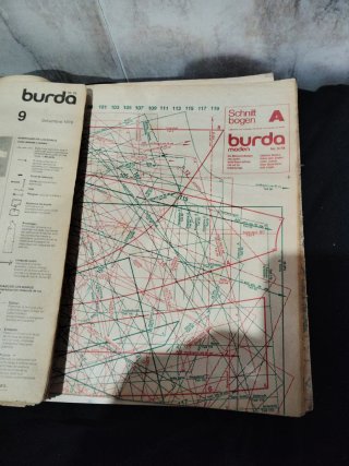 Revista de patrones Burda original.