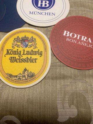 Set di 10 sottobicchieri assortiti