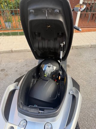 SYM Cruisym 125cc Maxi Scooter