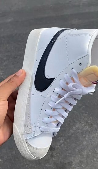 Nike Blazer Mid 77 Talla 43
