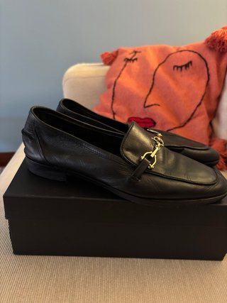 Mocasines Piel Negros y Dorados Talla 39