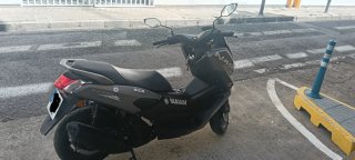 Yamaha NMAX 125 Gris