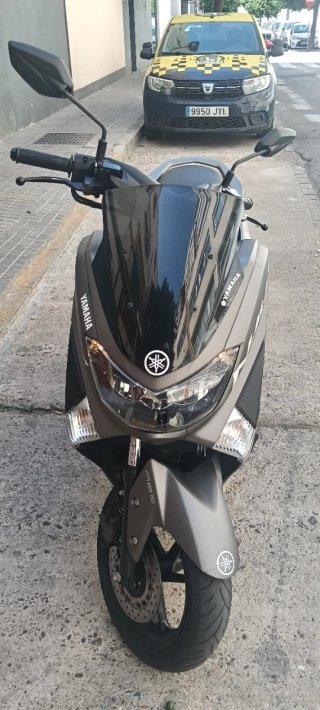 Yamaha NMAX 125 Gris