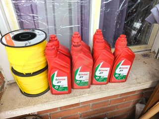 7L Aceite Castrol 2T + 2 Rollos Hilo Stihl