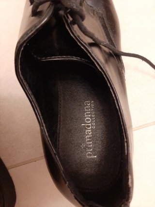 Scarpe stringate Primadonna nere