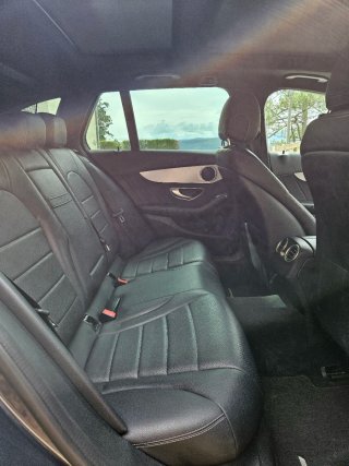 Mercedes-Benz Clase C 220 AMG Line Bluetec estate