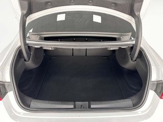 Mercedes CLA 180 100 kW (136 CV)