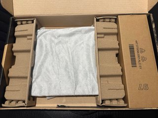 PORTATIL HP OLED 14” 32GB 1TB ULTRA I7