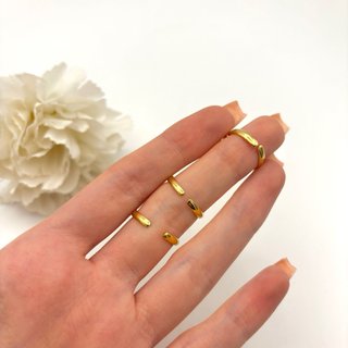 Anillo triple de oro 18kt con gemas rosas