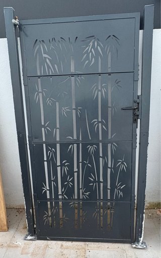 Puerta de jardín/patio con diseño de bambú