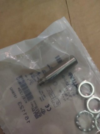 Balluff BES 516-325-G-E5-C-S49 - NUOVO