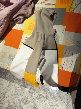 Sudadera Tenth gris y amarilla