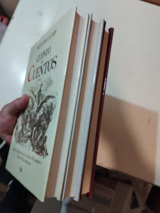 3 libros. Néstor Luján . Cuento de Cuentos I y II.