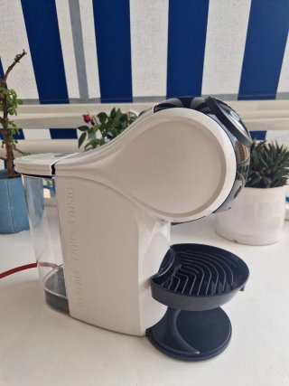Cafetera Dolce Gusto Blanca
