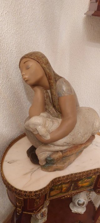 Figura Lladró Pastora Durmiente