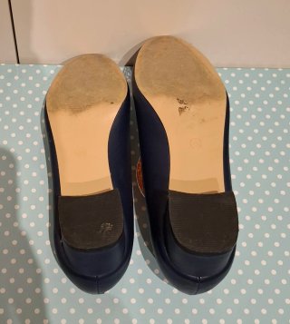 Zapatos salón azul marino