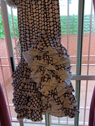 Traje de flamenca lunares